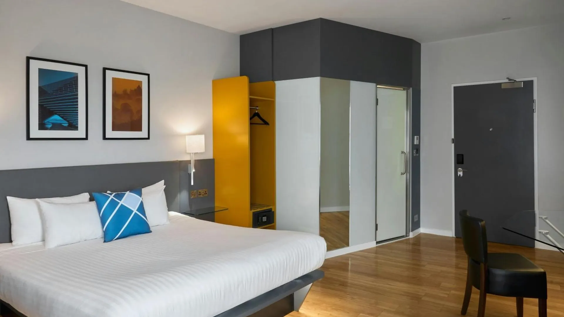 Four Points Flex By Sheraton Dundee 3*,