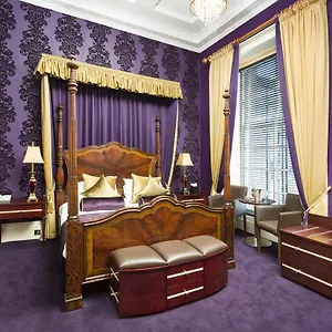 3* Hotel New Town